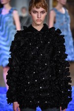 アンリアレイジ 2017年秋冬コレクション - 時間を重ね宿した記憶、削れば浮かび上がる洋服の可能性｜写真42