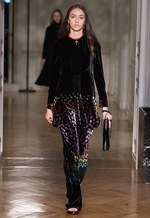 ヴァレンティノ 2017-18年秋冬コレクション - 運命的な出会いまでの道しるべ｜写真21