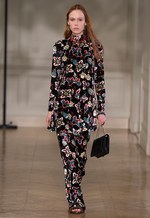 ヴァレンティノ 2017-18年秋冬コレクション - 運命的な出会いまでの道しるべ｜写真41