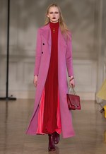 ヴァレンティノ 2017-18年秋冬コレクション - 運命的な出会いまでの道しるべ｜写真43