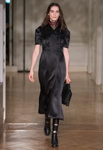 ヴァレンティノ 2017-18年秋冬コレクション - 運命的な出会いまでの道しるべ｜写真61