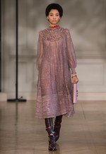 ヴァレンティノ 2017-18年秋冬コレクション - 運命的な出会いまでの道しるべ｜写真70