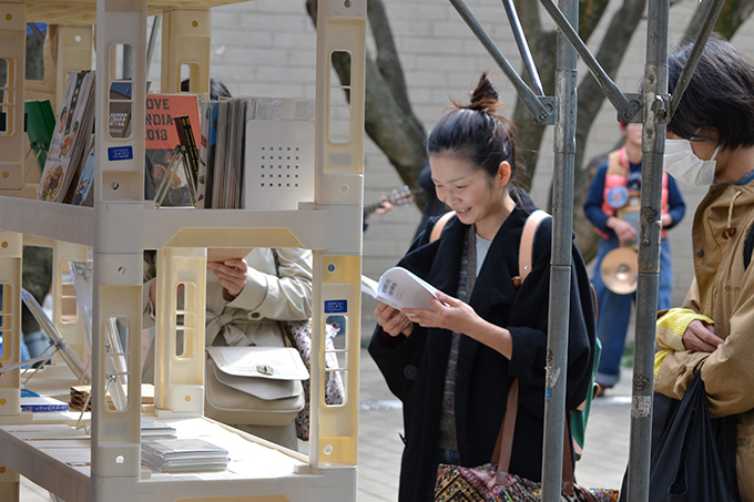 東京・神楽坂で「本のフェス」展示販売や、IWGPの石田衣良による小説の書き方指導、水道橋博士のトーク | 写真