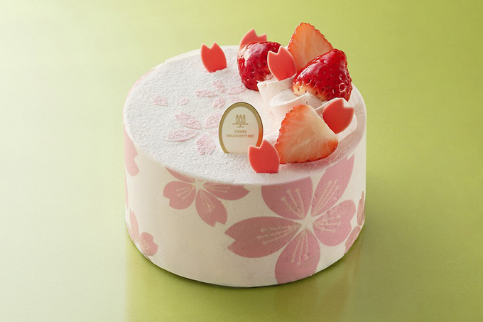 写真4 5 アンリ シャルパンティエの限定 桜スイーツ 花びら舞うショートケーキ 香るマカロン ファッションプレス