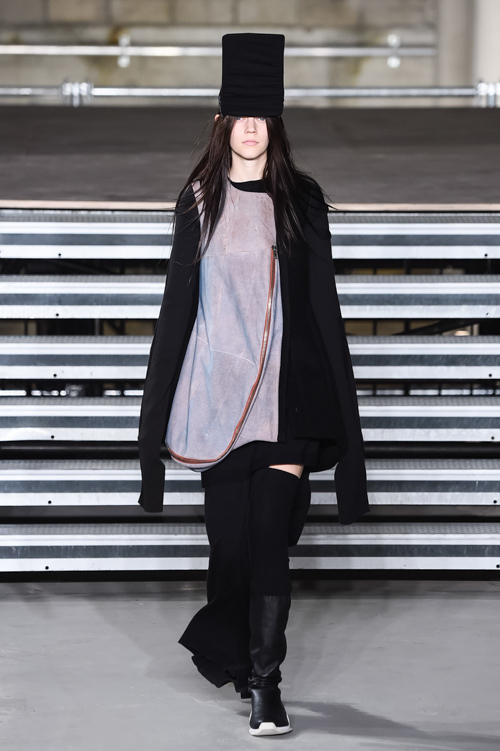 リック・オウエンス(Rick Owens) 2017-18年秋冬ウィメンズコレクション  - 写真1