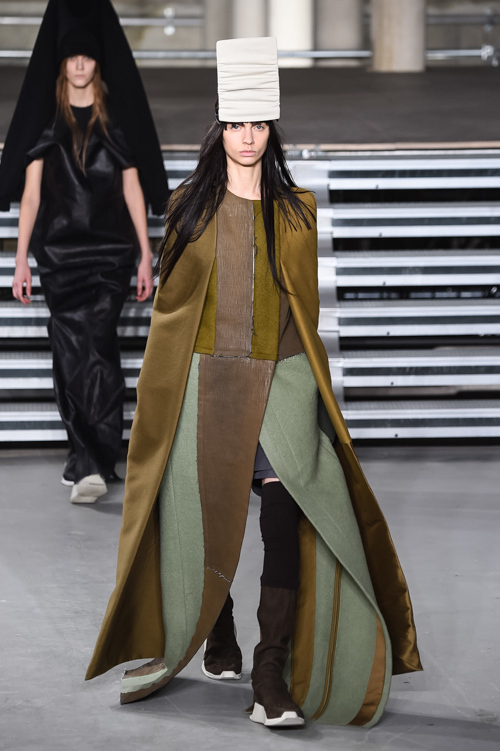 リック・オウエンス(Rick Owens) 2017-18年秋冬ウィメンズコレクション  - 写真35