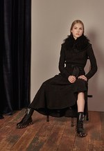 レッド ヴァレンティノ17年秋冬コレクション - 素朴なアーミッシュの装いに現代的ゴシックの一捻りを｜写真5