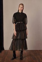 レッド ヴァレンティノ17年秋冬コレクション - 素朴なアーミッシュの装いに現代的ゴシックの一捻りを｜写真32