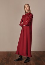 レッド ヴァレンティノ17年秋冬コレクション - 素朴なアーミッシュの装いに現代的ゴシックの一捻りを｜写真35