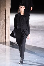 ヨウジヤマモト 2017-18年秋冬コレクション - ボリュームと凹凸で生まれる意志とキャラクター｜写真29