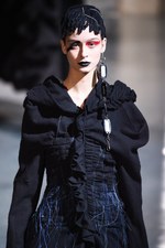 ヨウジヤマモト 2017-18年秋冬コレクション - ボリュームと凹凸で生まれる意志とキャラクター｜写真49