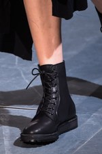 ヨウジヤマモト 2017-18年秋冬コレクション - ボリュームと凹凸で生まれる意志とキャラクター｜写真50