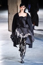 ヨウジヤマモト 2017-18年秋冬コレクション - ボリュームと凹凸で生まれる意志とキャラクター｜写真58