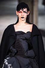 ヨウジヤマモト 2017-18年秋冬コレクション - ボリュームと凹凸で生まれる意志とキャラクター｜写真59