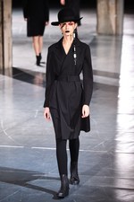 ヨウジヤマモト 2017-18年秋冬コレクション - ボリュームと凹凸で生まれる意志とキャラクター｜写真64