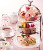 横浜ベイホテル東急の「さくらアフタヌーンティー」桜スイーツをピンクに染まるさくら通りの景色とともに｜写真1