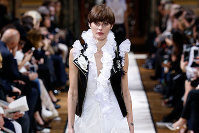 ヘリンボーン｜ランバン 2017年秋冬ウィメンズコレクション - 鳥たちの囁きに穏やかさとフェミニニティをのせて