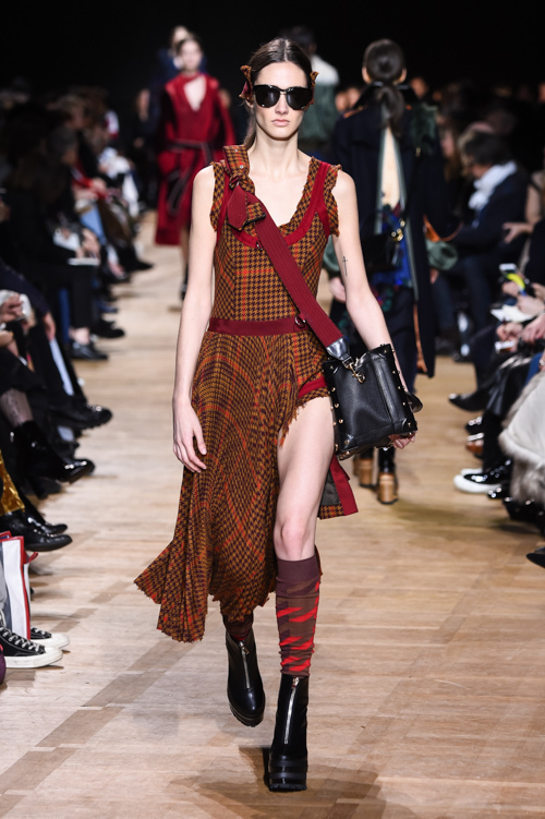サカイ(sacai) 2017-18年秋冬ウィメンズコレクション - ファッションプレス