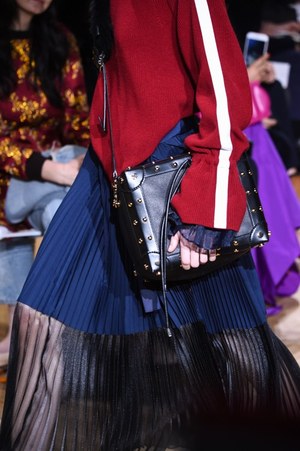 sacai 2017-18年秋冬コレクション - 加速するハイブリッド、残る sacai 2017-18年秋冬コレクション - 加速するハイブリッド、残る