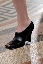 ステラ マッカートニー 2017年冬コレクション - 馬に乗って追い求める、ステラクラシックの探求へ｜写真43