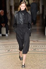 ステラ マッカートニー 2017年冬コレクション - 馬に乗って追い求める、ステラクラシックの探求へ｜写真16