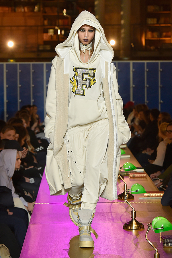 フェンティ プーマ バイ リアーナ(FENTY PUMA BY Rihanna) 2017-18年秋冬ウィメンズ&メンズコレクション  - 写真53