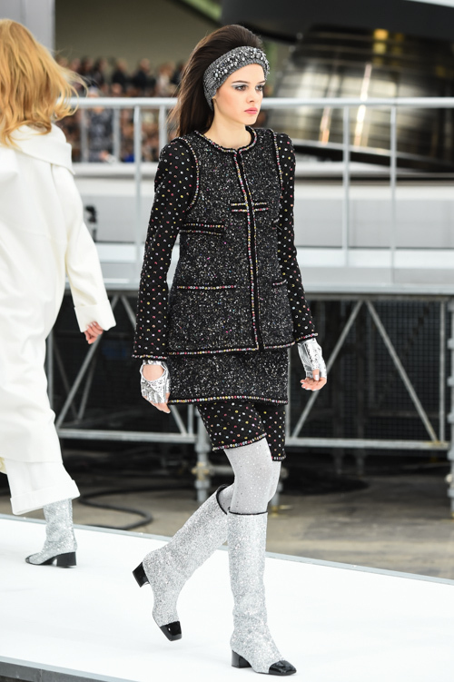 シャネル(CHANEL) 2017-18年秋冬ウィメンズコレクション シルエット - 写真28