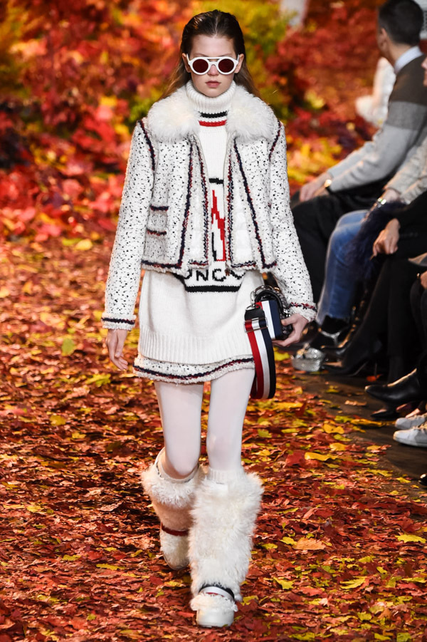 モンクレール ガム・ルージュ(MONCLER GAMME ROUGE) 2017-18年秋冬ウィメンズコレクション  - 写真48