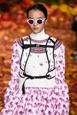 モンクレール ガム・ルージュ 2017年秋冬コレクション - 知的に楽しむ秋のトレッキング｜写真17