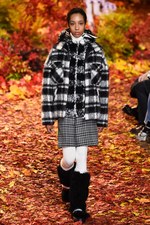 モンクレール ガム・ルージュ 2017年秋冬コレクション - 知的に楽しむ秋のトレッキング｜写真58