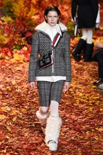 モンクレール ガム・ルージュ 2017年秋冬コレクション - 知的に楽しむ秋のトレッキング｜写真62