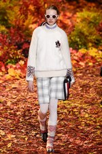 モンクレール ガム・ルージュ 2017年秋冬コレクション - 知的に楽しむ秋のトレッキング｜写真66