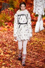 モンクレール ガム・ルージュ 2017年秋冬コレクション - 知的に楽しむ秋のトレッキング｜写真71