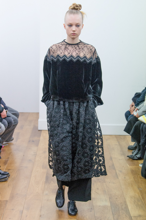 ノワール ケイ ニノミヤ 2017-18年秋冬<span>コレクション</span> - 写真13