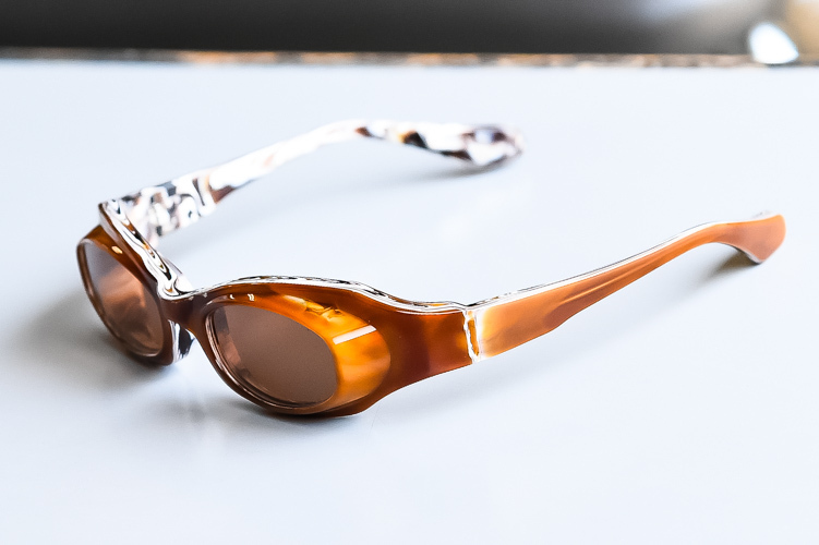 眼鏡の聖地 鯖江のモノづくり、3D造形眼鏡を生み出す「FACTORY900」デザインに秘めた想いとは | 写真