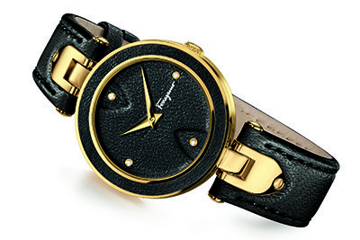 ムーブメント｜サルヴァトーレ フェラガモの新作ウォッチ - 時計全体にレザーを配したフェミニンな一本