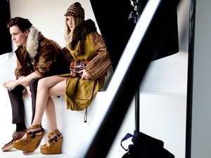 バーバリーがエディ・レッドメインとカーラ・デレヴィーニュを2012年春夏キャンペーンに起用｜写真5