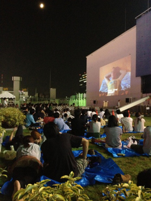 映画『Ｔ２ トレインスポッティング』の世界観を展示・音楽・飲食で楽しむ限定バーが渋谷にオープン｜写真5