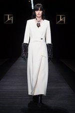 タエ アシダ 2017-18年秋冬コレクション - 輝く星々を多彩な素材に映して｜写真18