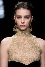 タエ アシダ 2017-18年秋冬コレクション - 輝く星々を多彩な素材に映して｜写真77