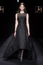 タエ アシダ 2017-18年秋冬コレクション - 輝く星々を多彩な素材に映して｜写真78