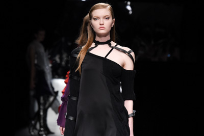 2017-18年秋冬東京コレクション｜アウラ 2017-18年秋冬コレクション - ここはダイバーシティ、新たな美の世界へようこそ