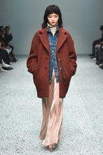 ファイブノット 2017-18年秋冬コレクション - 旅の思い出を豊かなファブリックに溶け込ませて｜写真12