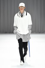 ドレスドアンドレスド 2017年秋冬コレクション - 隠し晒し、美を模索し自己を探す｜写真16