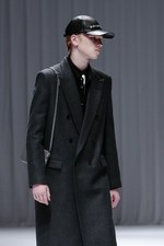 ドレスドアンドレスド 2017年秋冬コレクション - 隠し晒し、美を模索し自己を探す｜写真11