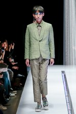 タイ発・ラララブが東京に、2017-18年秋冬コレクションを発表 - 伝統織物をファンキーに昇華｜写真45