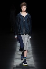 ウジョー 2017-18秋冬コレクション - レイヤードが紡ぐ、暖かく軽やかな美｜写真11