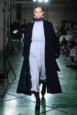 HARE 2017-18年秋冬コレクション - 洋服に和服の晴れやかさを、日常に煌めく日本の色彩｜写真21