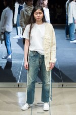 モトヒロ タンジ 2017-18年秋冬コレクション - ニットの世界で表現する、水面が捉えた自然｜写真5