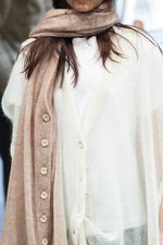 モトヒロ タンジ 2017-18年秋冬コレクション - ニットの世界で表現する、水面が捉えた自然｜写真24